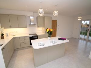 Photo 8- click for photo gallery